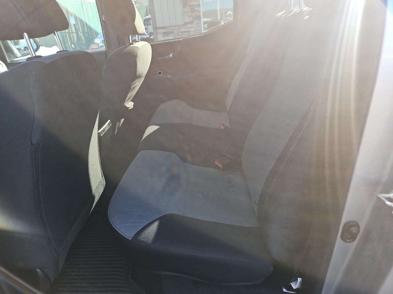 Toyota Tacoma 4WD TRD Off Road Double Cab 5' Bed V6 MT (Natl) 2021