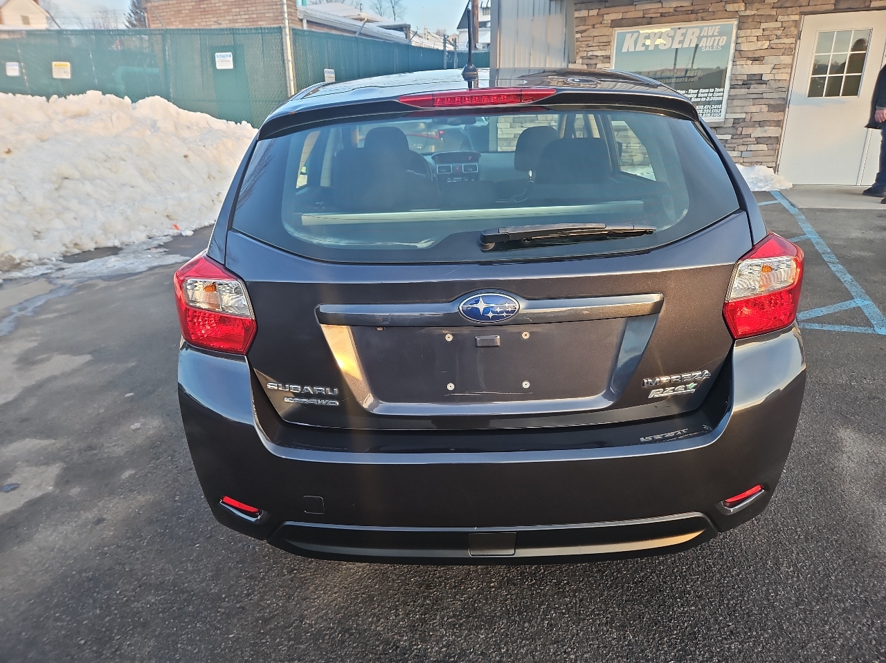 Subaru Impreza Wagon 5dr CVT 2.0i Premium 2015