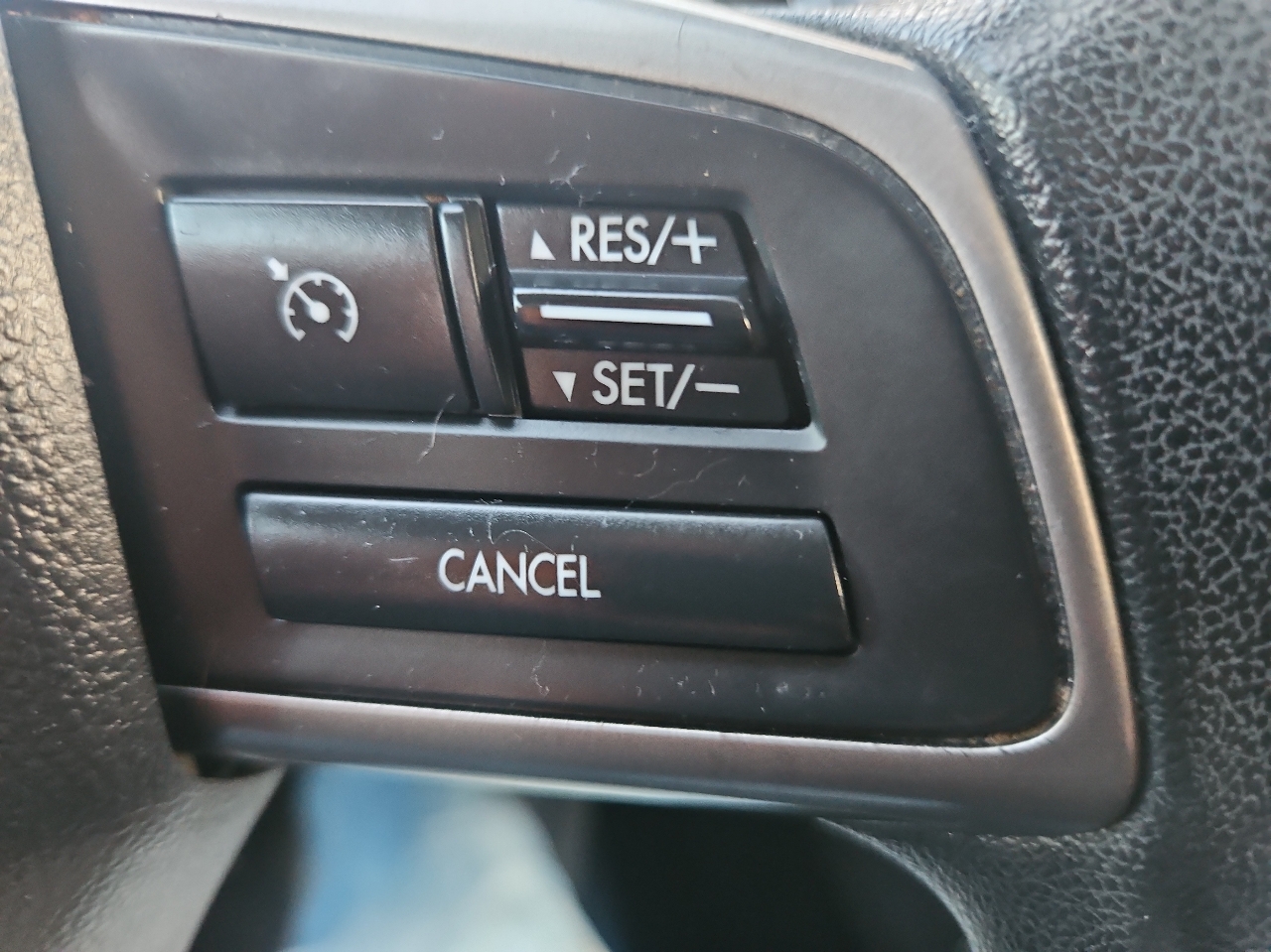 Subaru Impreza Wagon 5dr CVT 2.0i Premium 2015