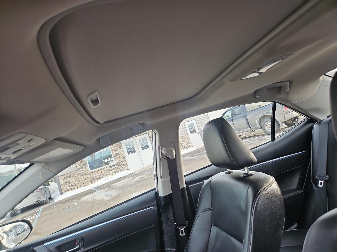 Toyota Corolla 4dr Sdn CVT LE Premium (Natl) 2014