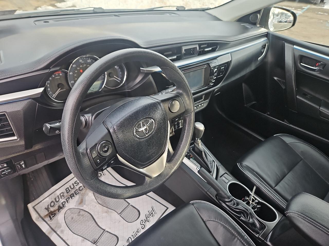 Toyota Corolla 4dr Sdn CVT LE Premium (Natl) 2014