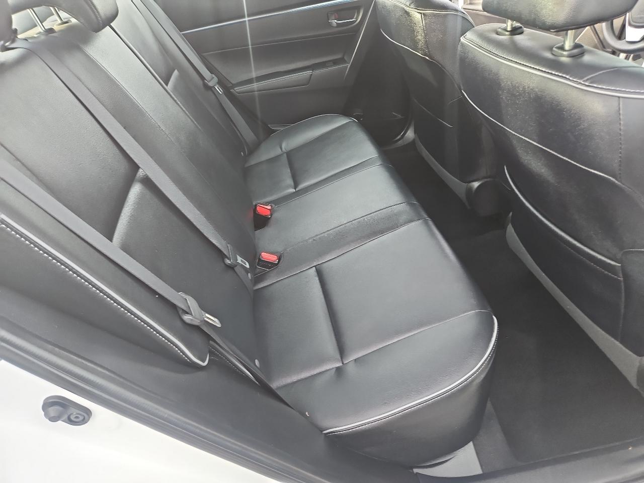 Toyota Corolla 4dr Sdn CVT LE Premium (Natl) 2014