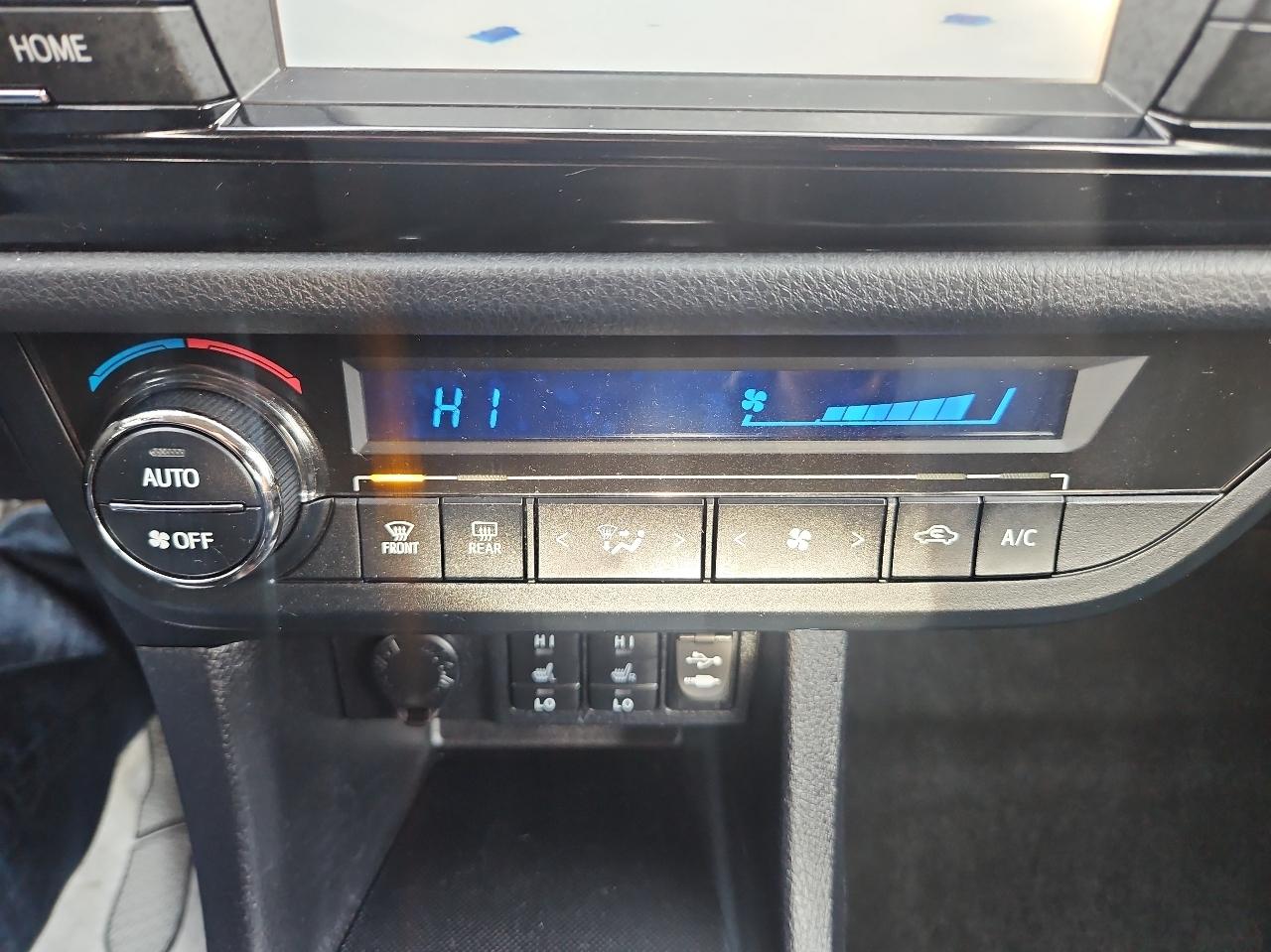 Toyota Corolla 4dr Sdn CVT LE Premium (Natl) 2014