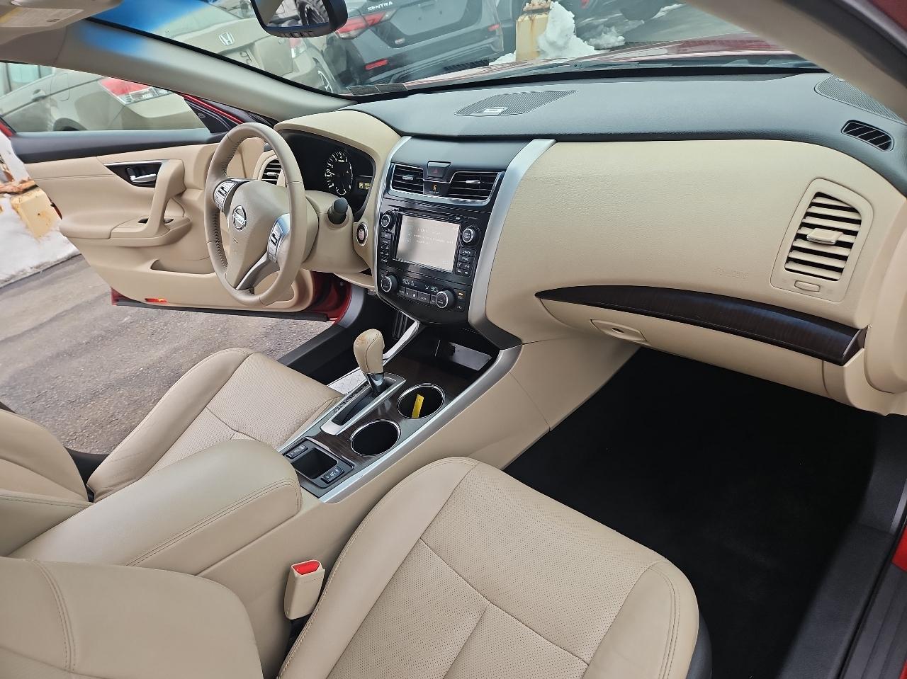 Nissan Altima 4dr Sdn I4 2.5 SL 2015