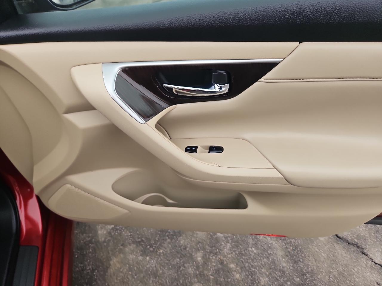 Nissan Altima 4dr Sdn I4 2.5 SL 2015