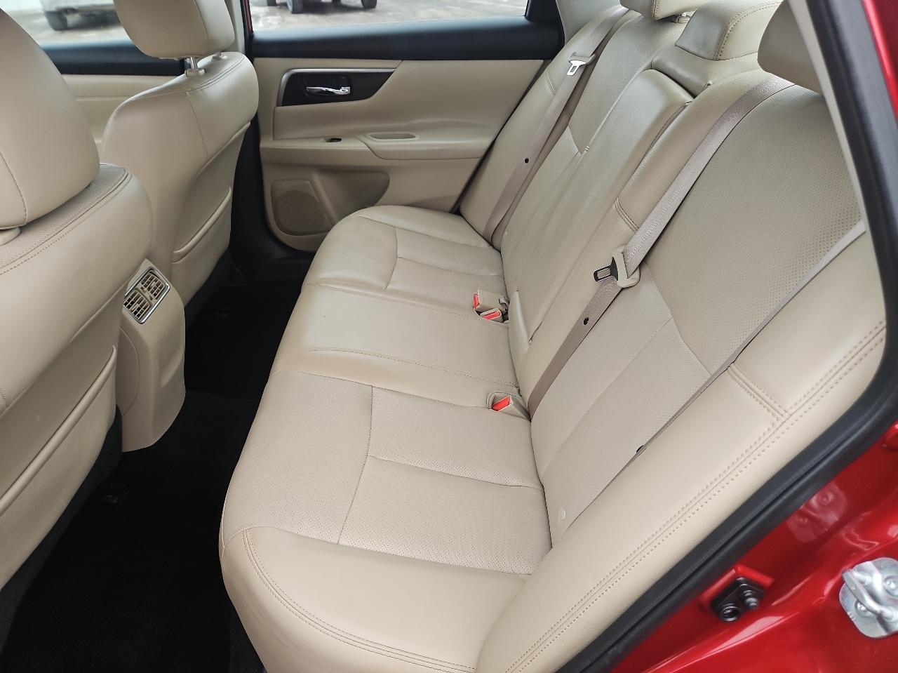 Nissan Altima 4dr Sdn I4 2.5 SL 2015