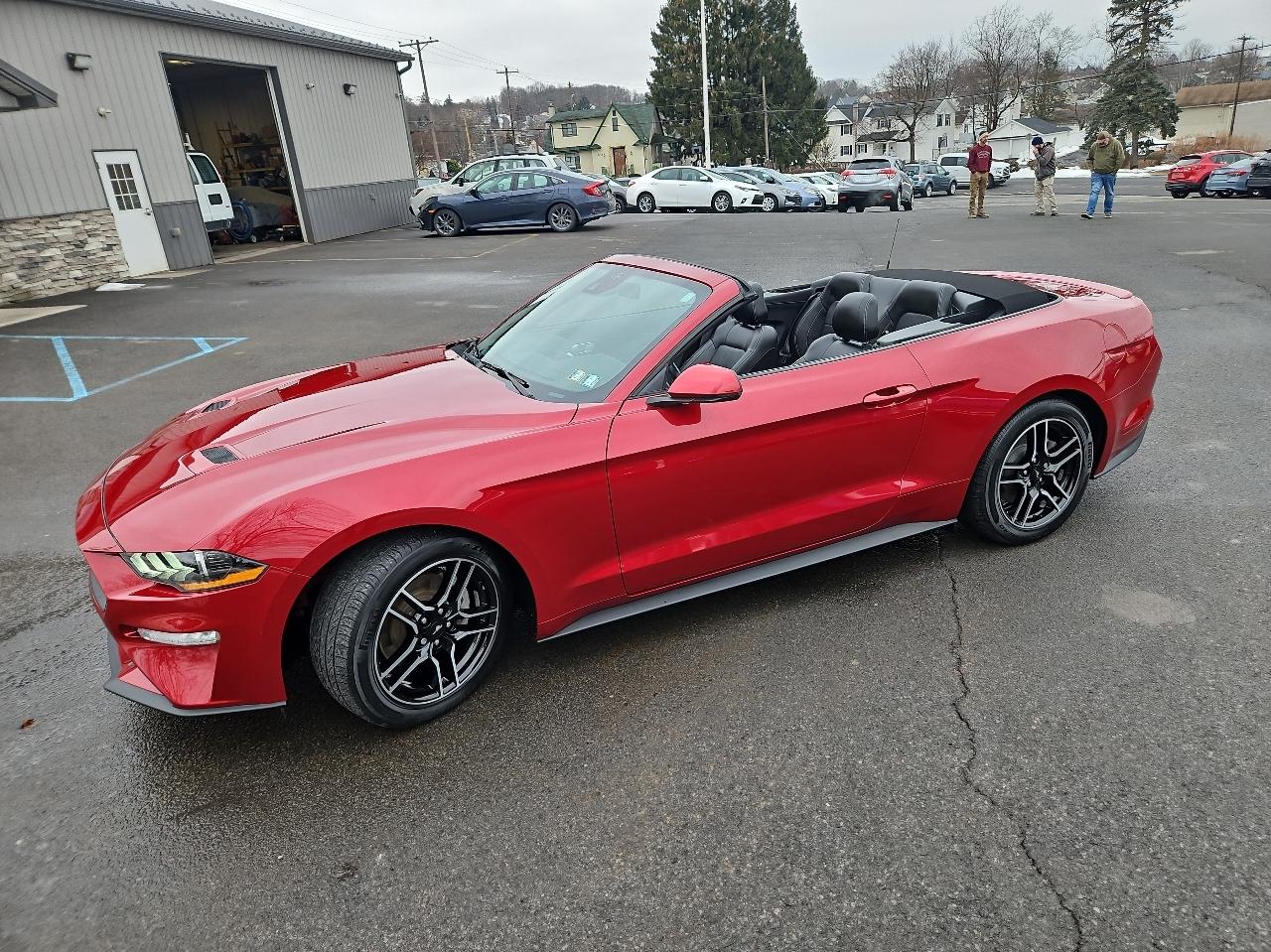 Ford Mustang EcoBoost Convertible 2021