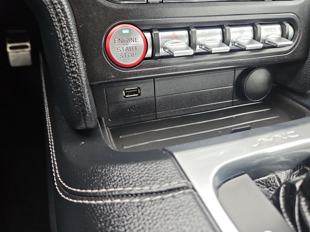 Ford Mustang EcoBoost Convertible 2021