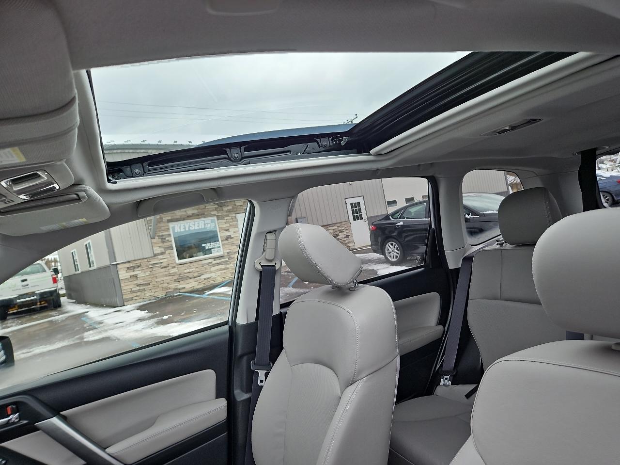 Subaru Forester 4dr Auto 2.5i Limited PZEV 2014