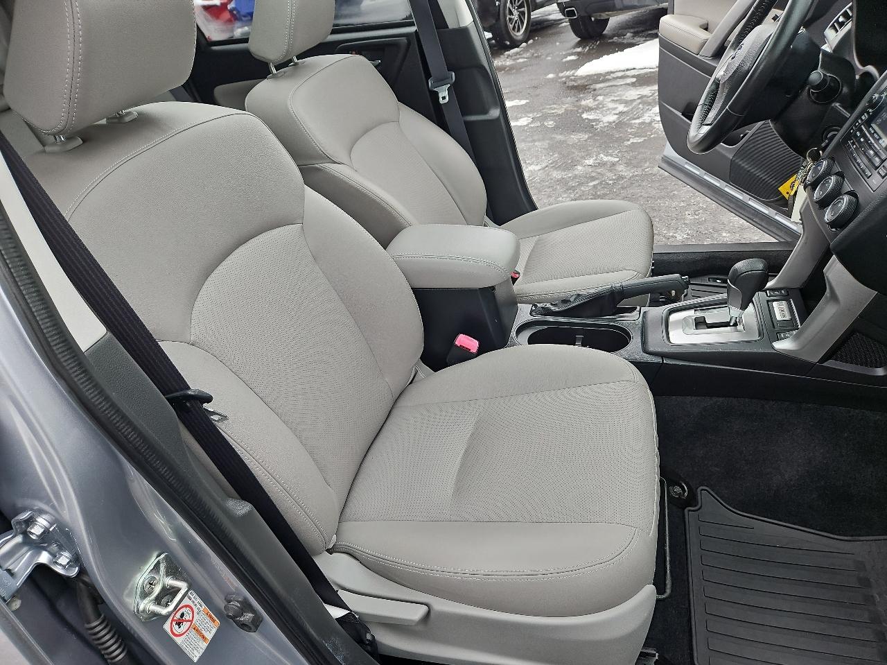 Subaru Forester 4dr Auto 2.5i Limited PZEV 2014