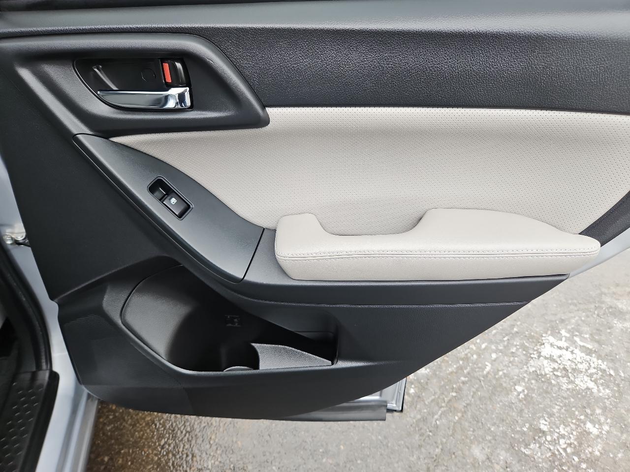 Subaru Forester 4dr Auto 2.5i Limited PZEV 2014