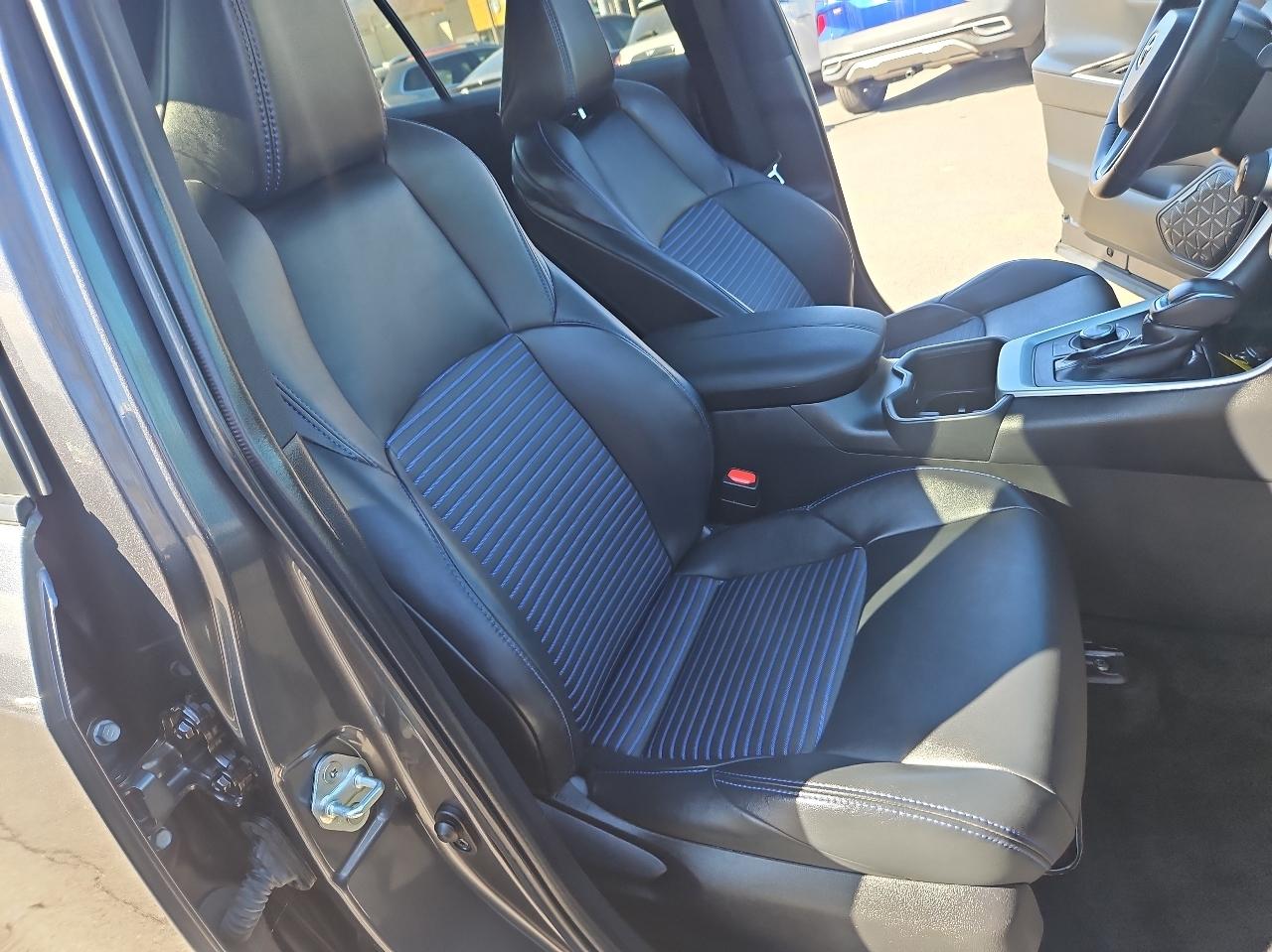 Toyota RAV4 Hybrid XSE AWD (Natl) 2022