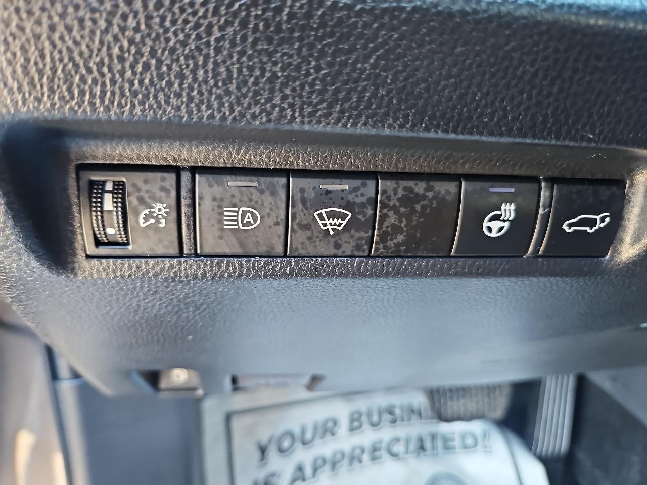 Toyota RAV4 Hybrid XSE AWD (Natl) 2022