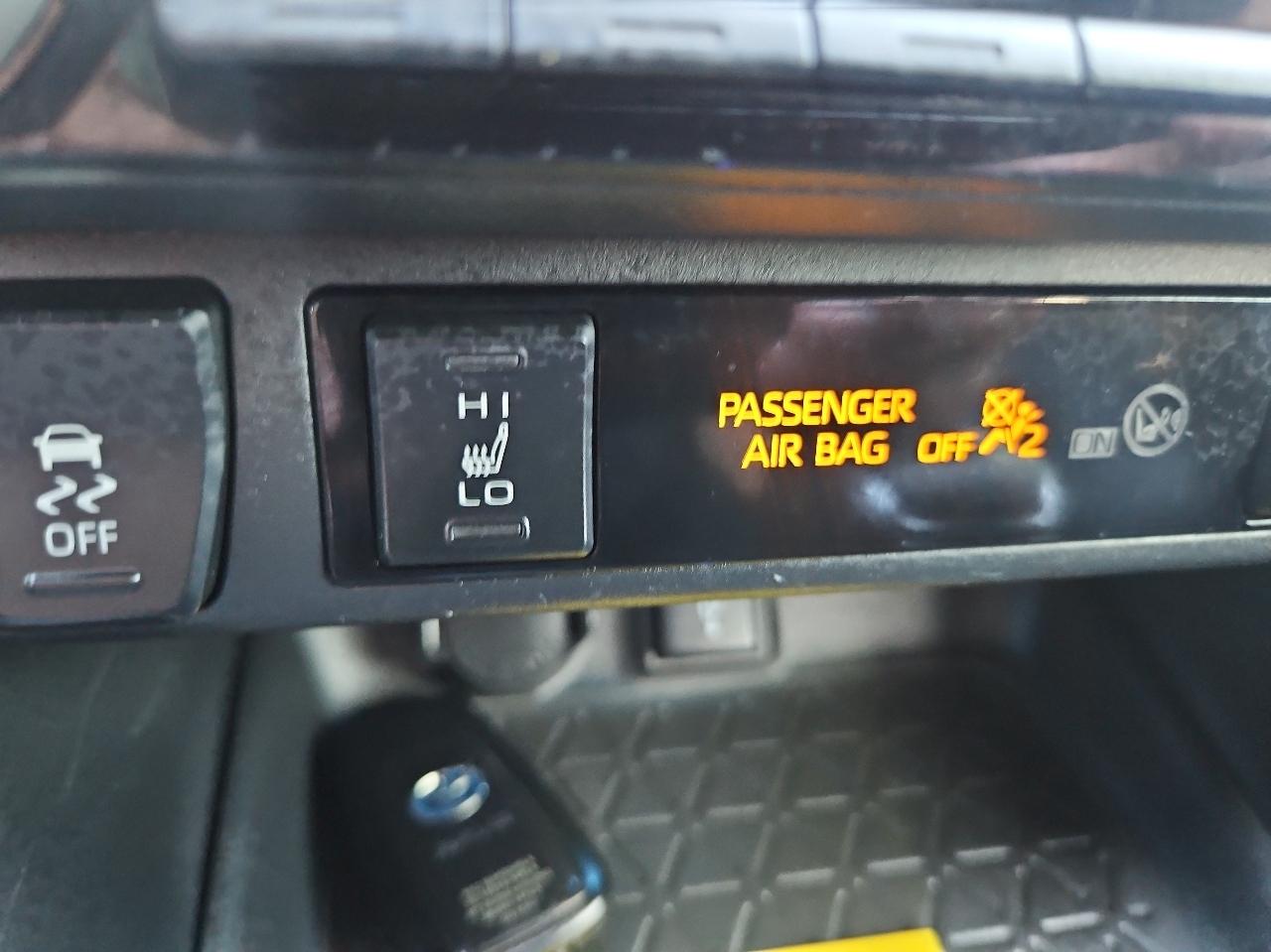 Toyota RAV4 Hybrid XSE AWD (Natl) 2022