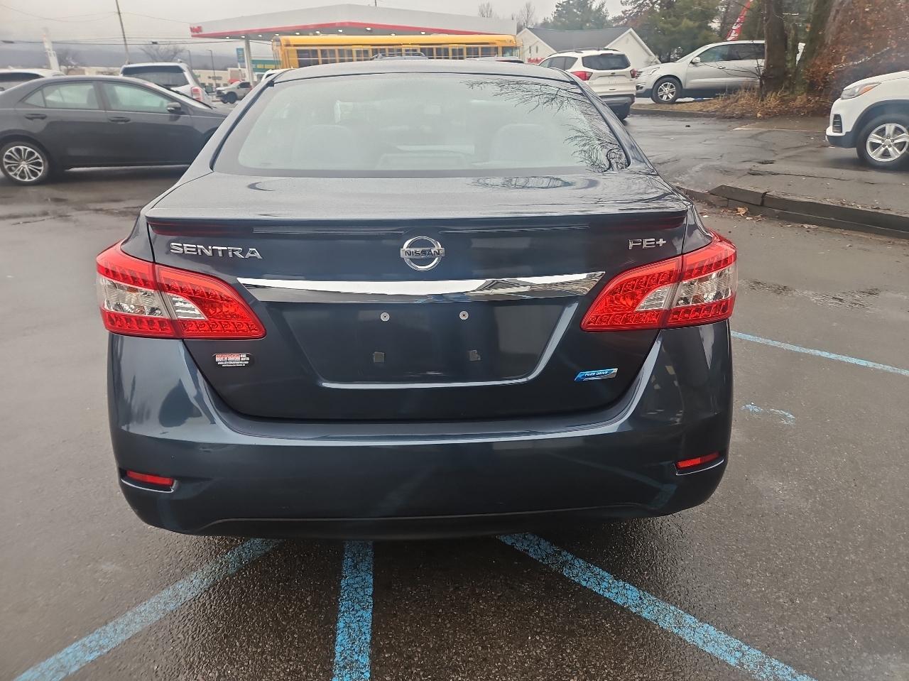 Nissan Sentra 4dr Sdn I4 CVT FE+ SV 2013