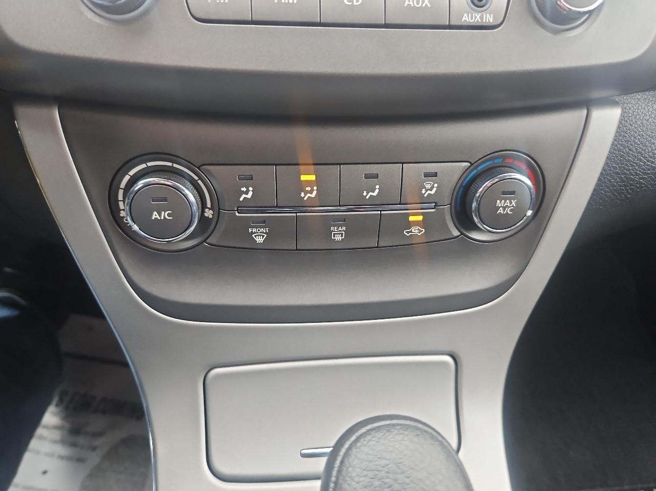 Nissan Sentra 4dr Sdn I4 CVT FE+ SV 2013