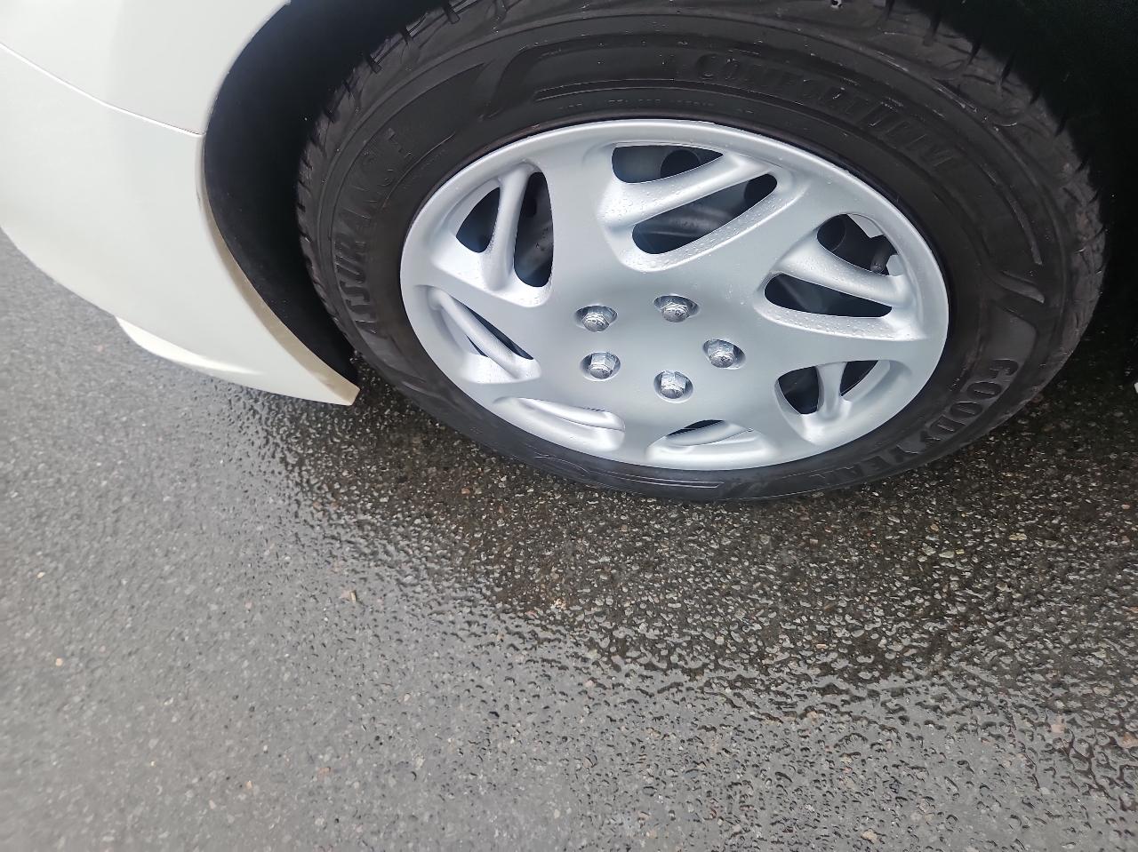 Subaru Legacy 4dr Sdn 2.5i PZEV 2015