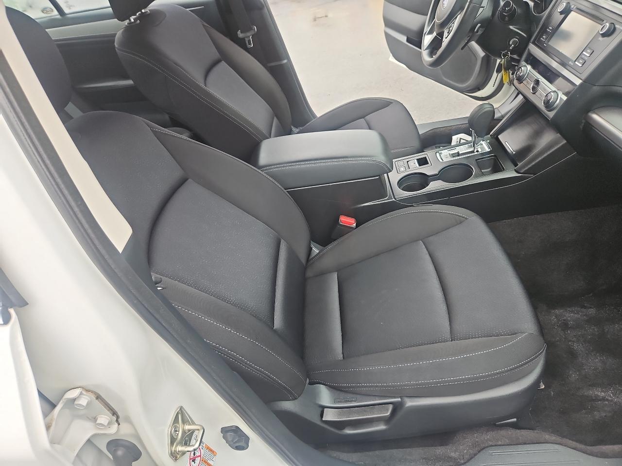 Subaru Legacy 4dr Sdn 2.5i PZEV 2015