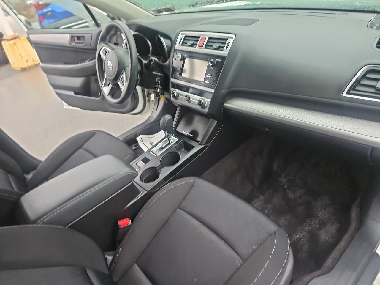 Subaru Legacy 4dr Sdn 2.5i PZEV 2015