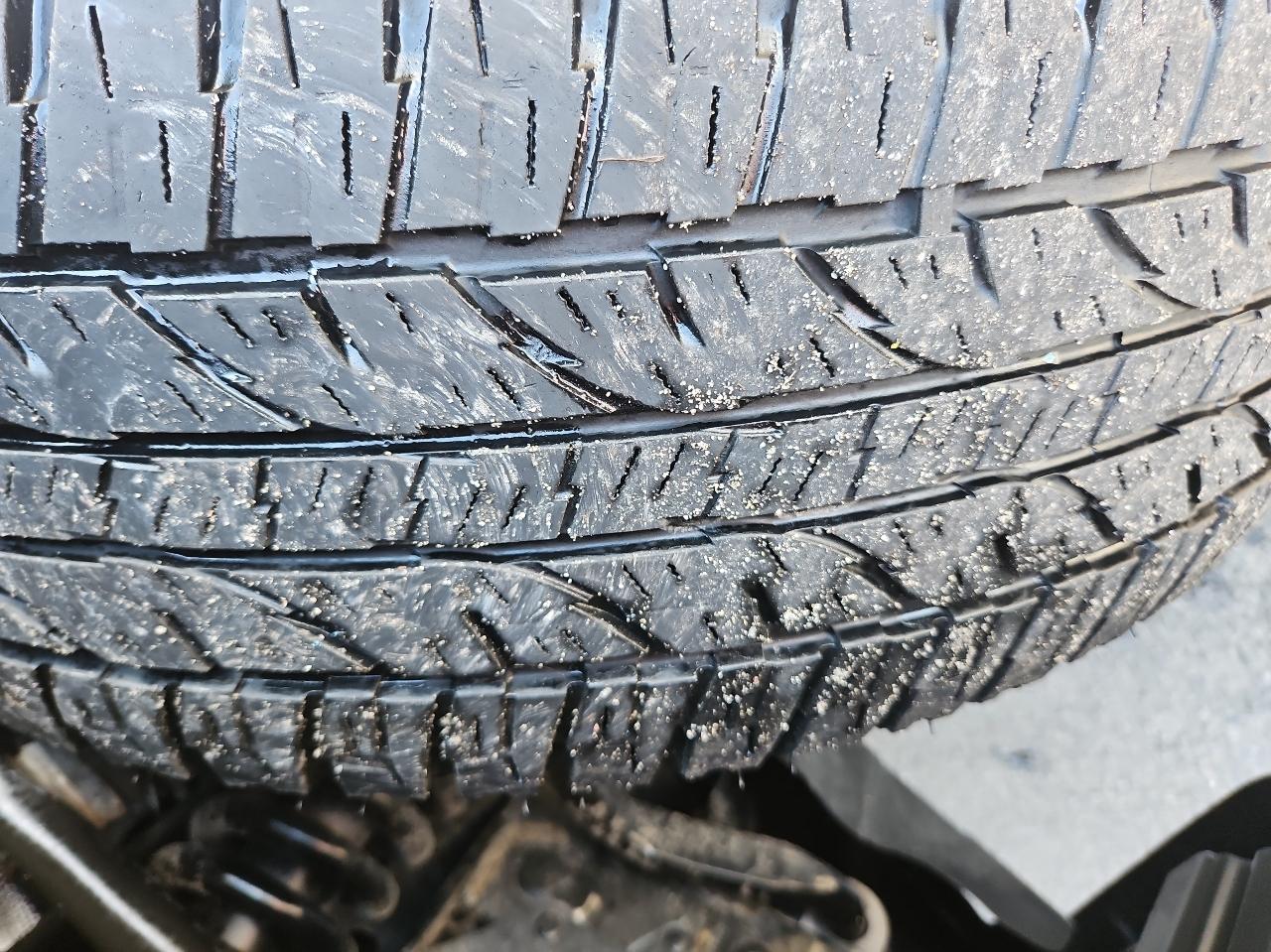 Toyota Tacoma 4WD SR5 Double Cab 5' Bed V6 AT (Natl) 2023