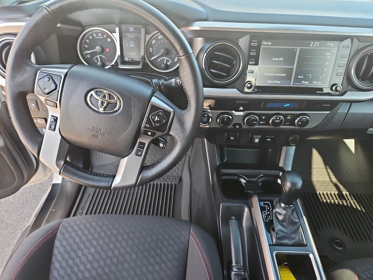 Toyota Tacoma 4WD SR5 Double Cab 5' Bed V6 AT (Natl) 2023