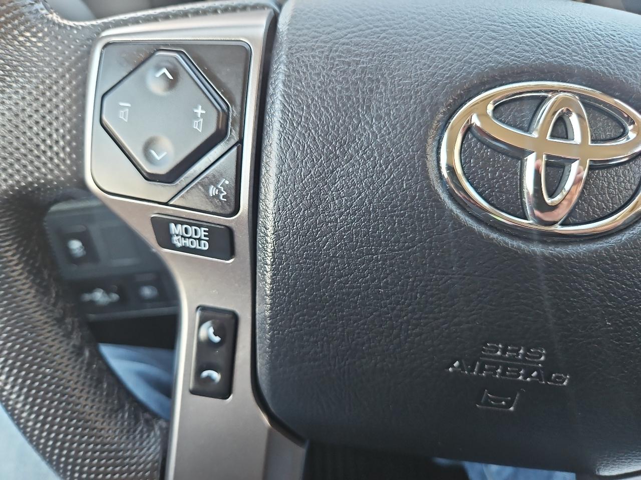 Toyota Tacoma 4WD SR5 Double Cab 5' Bed V6 AT (Natl) 2023