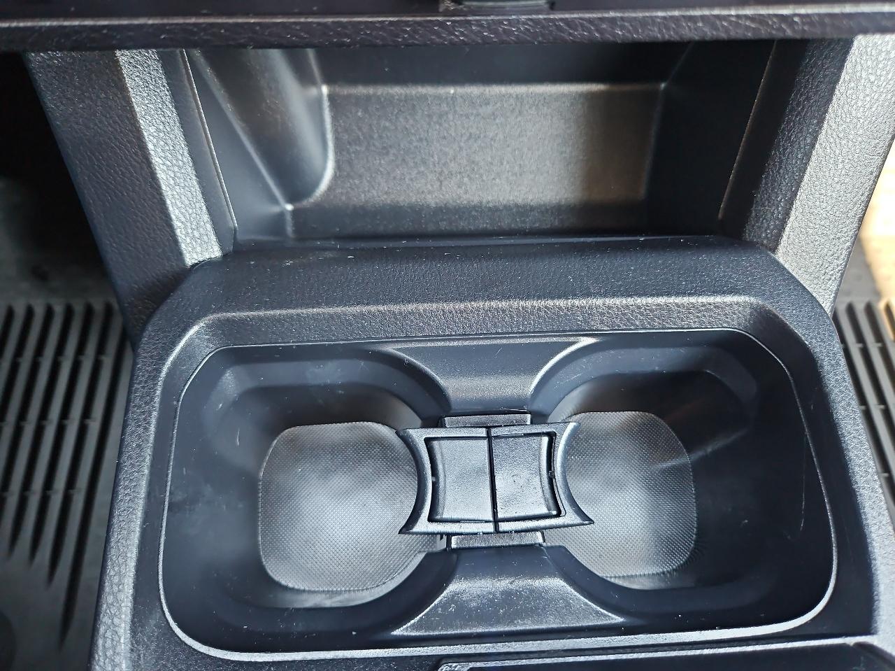 Toyota Tacoma 4WD SR5 Double Cab 5' Bed V6 AT (Natl) 2023