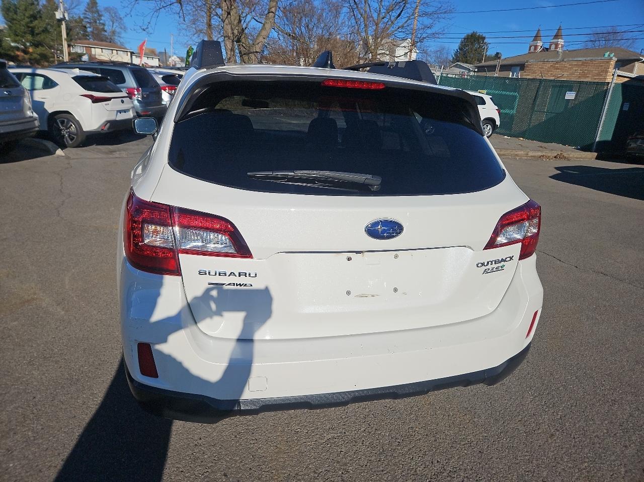 Subaru Outback 4dr Wgn 2.5i Premium PZEV 2016