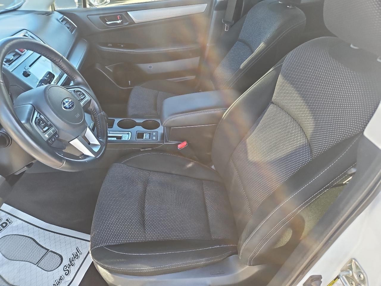 Subaru Outback 4dr Wgn 2.5i Premium PZEV 2016