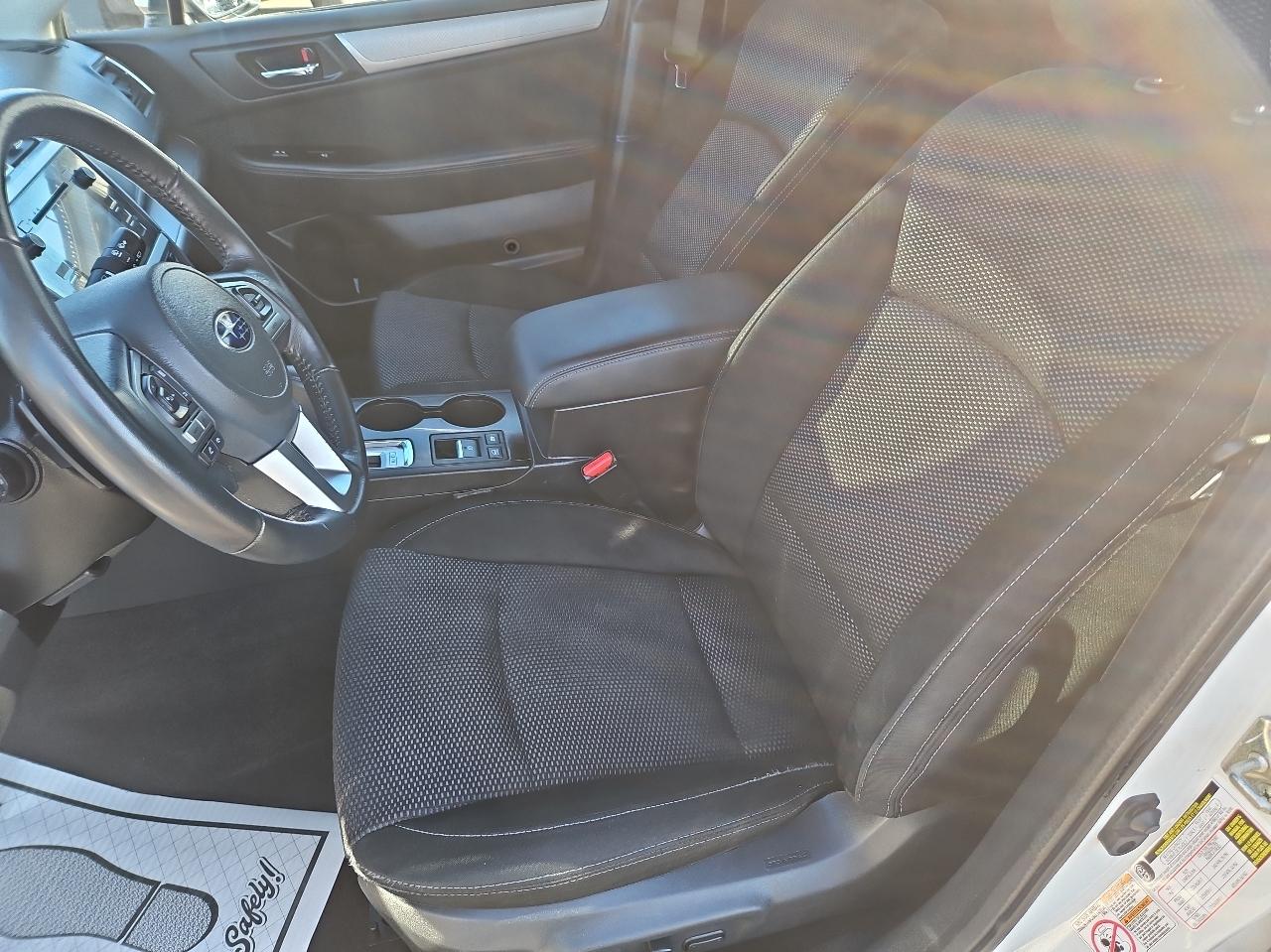 Subaru Outback 4dr Wgn 2.5i Premium PZEV 2016