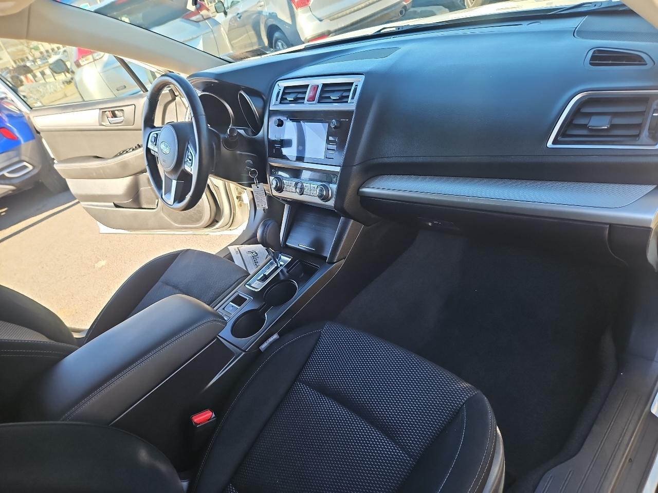 Subaru Outback 4dr Wgn 2.5i Premium PZEV 2016