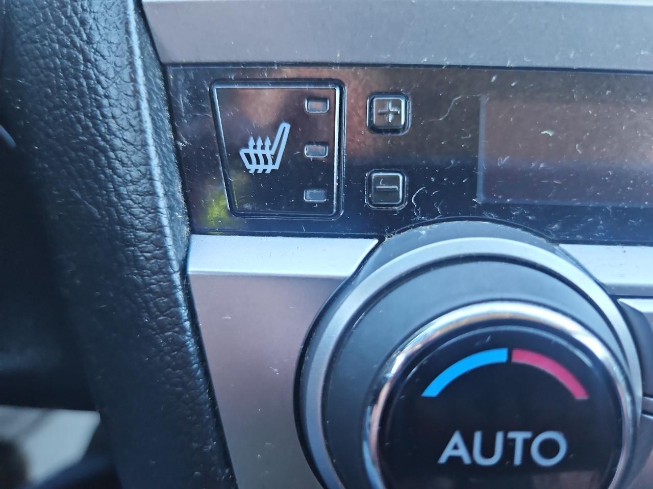 Subaru Outback 4dr Wgn 2.5i Premium PZEV 2016