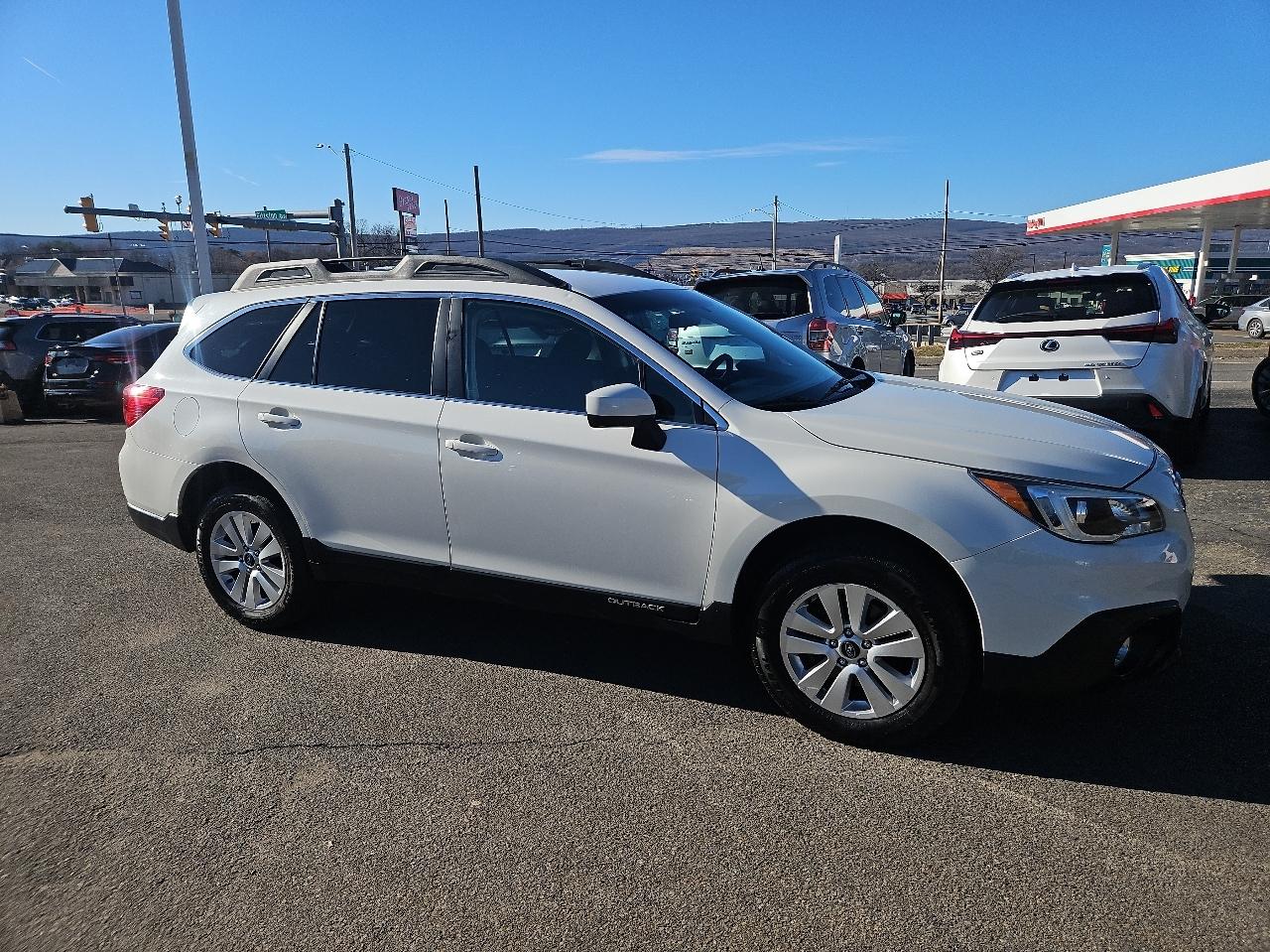 Subaru Outback 4dr Wgn 2.5i Premium PZEV 2016