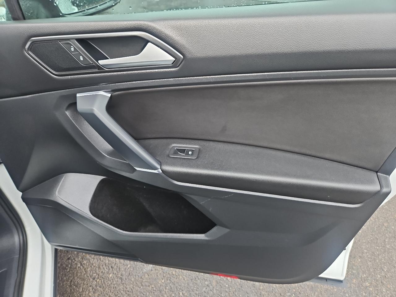 Volkswagen Tiguan 2.0T SEL 4MOTION 2018