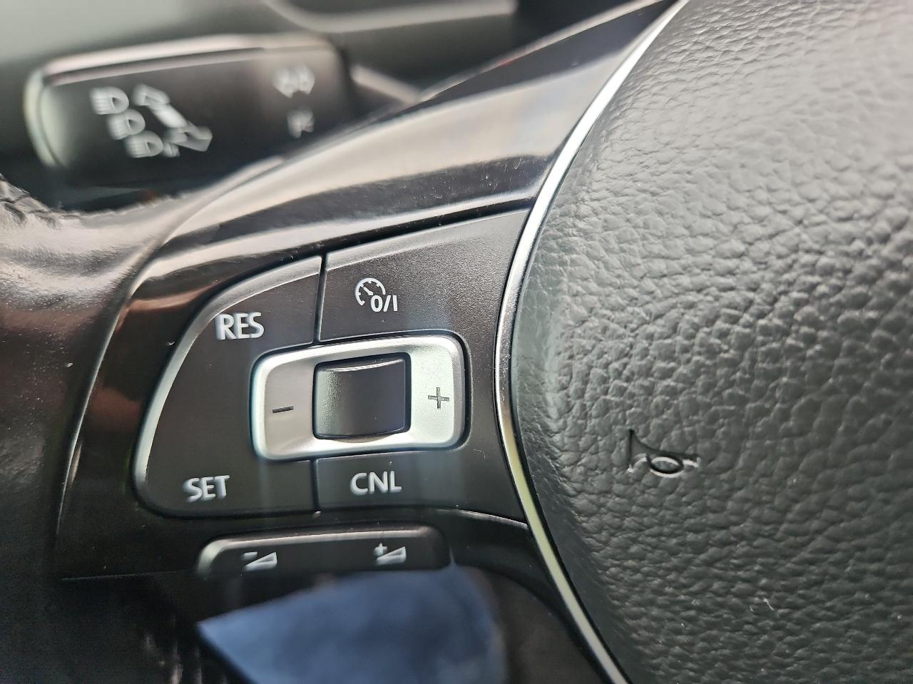 Volkswagen Tiguan 2.0T SEL 4MOTION 2018