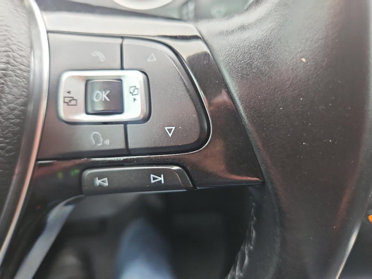 Volkswagen Tiguan 2.0T SEL 4MOTION 2018