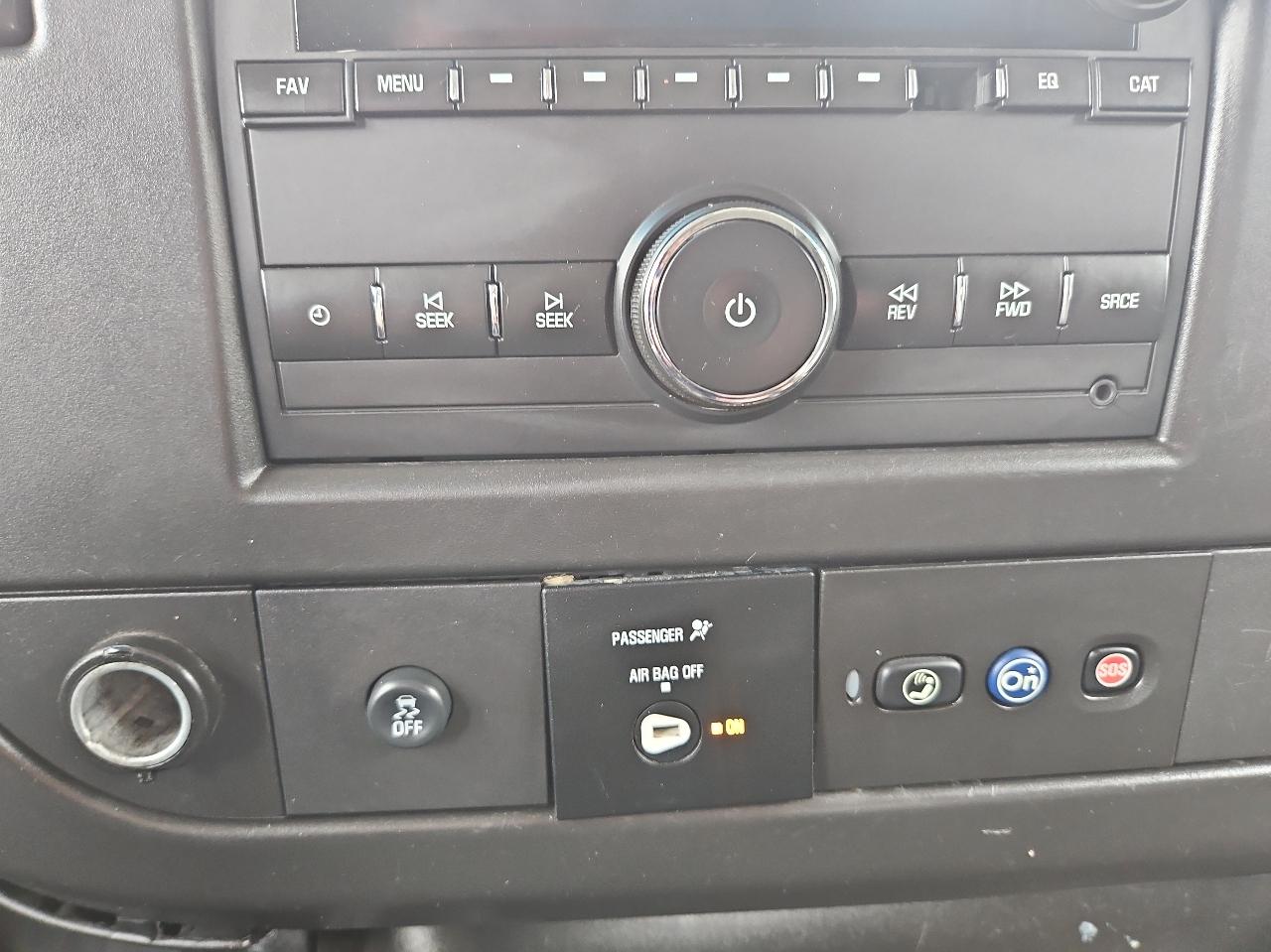 GMC Savana Cargo Van RWD 2500 135" 2019