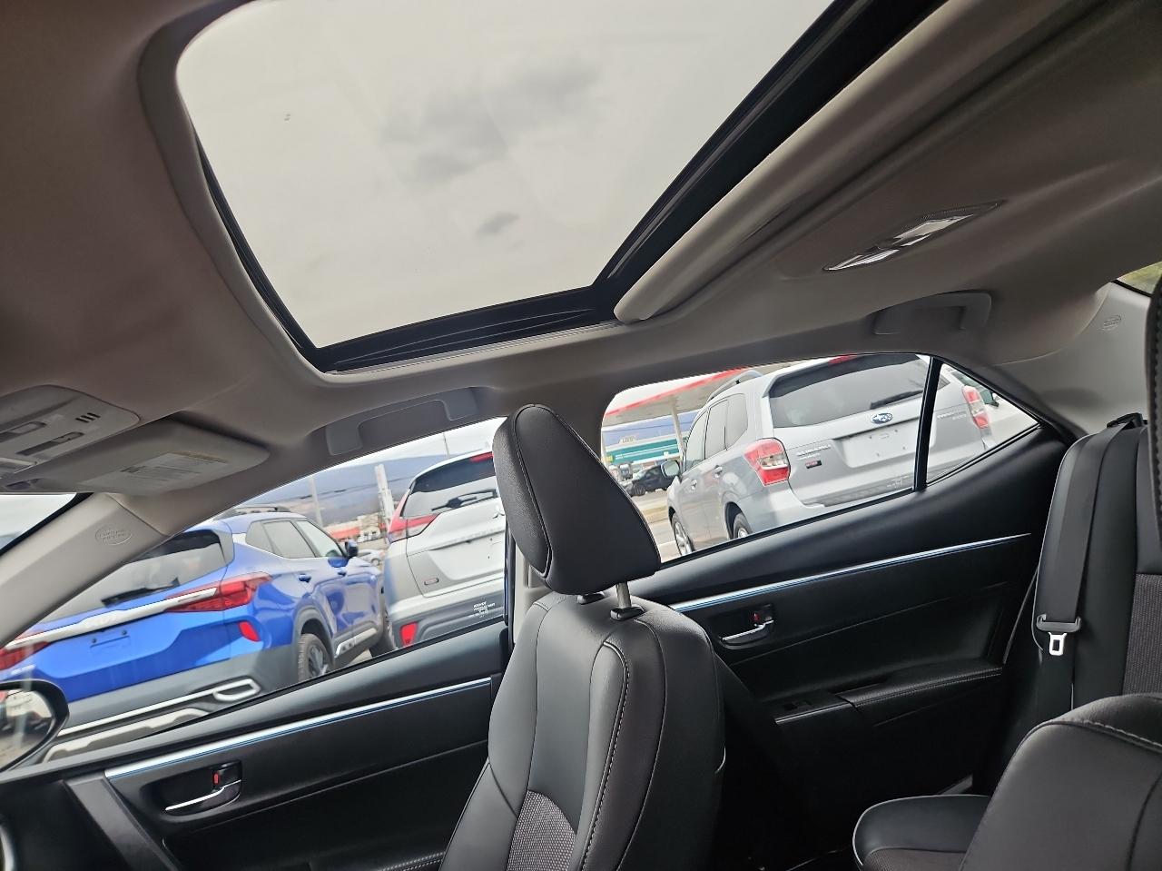 Toyota Corolla 4dr Sdn CVT S Plus (Natl) 2015