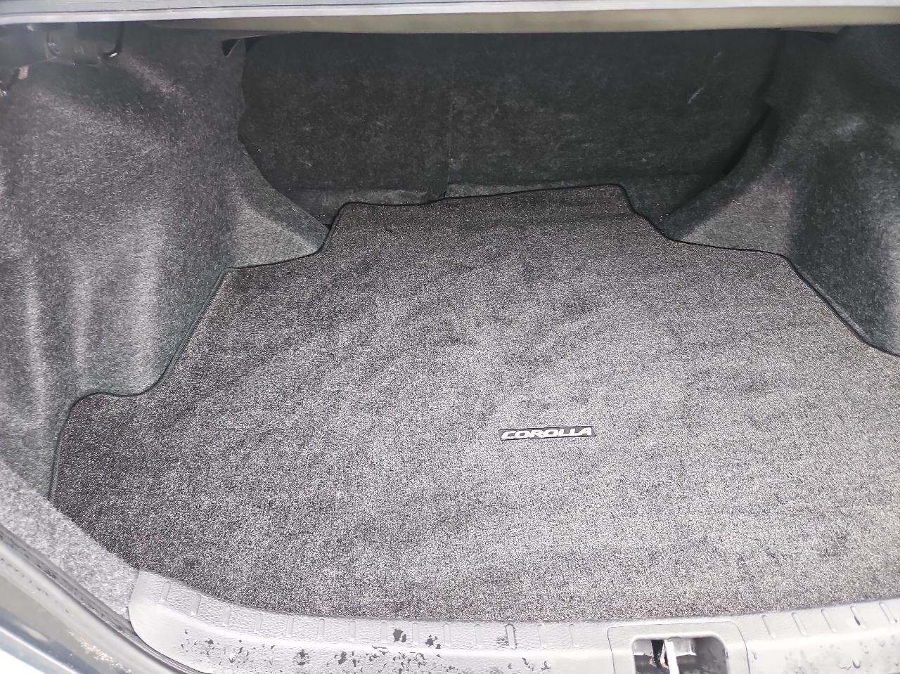 Toyota Corolla 4dr Sdn CVT S Plus (Natl) 2015