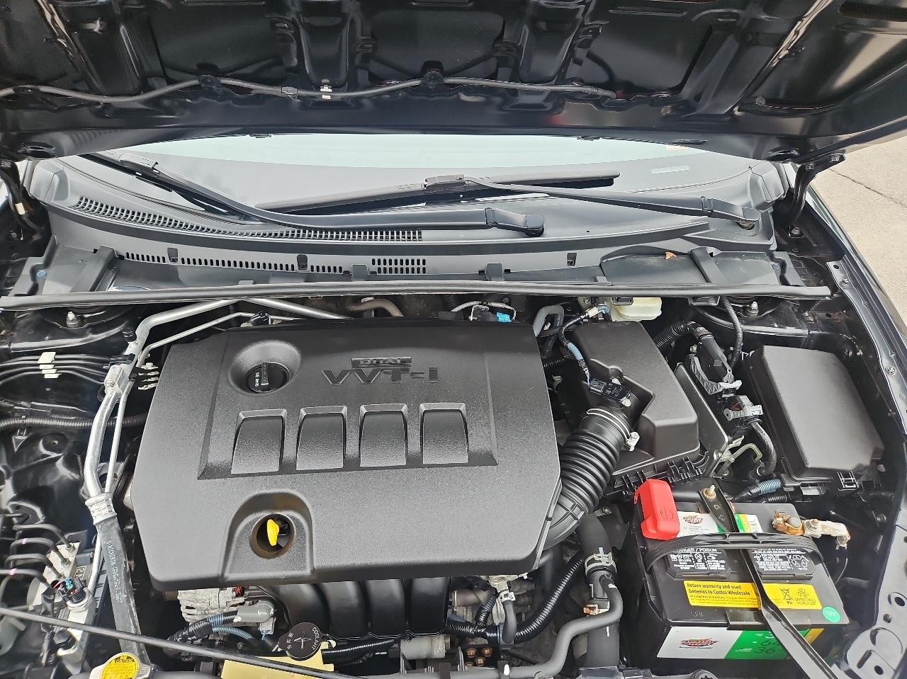 Toyota Corolla 4dr Sdn CVT S Plus (Natl) 2015