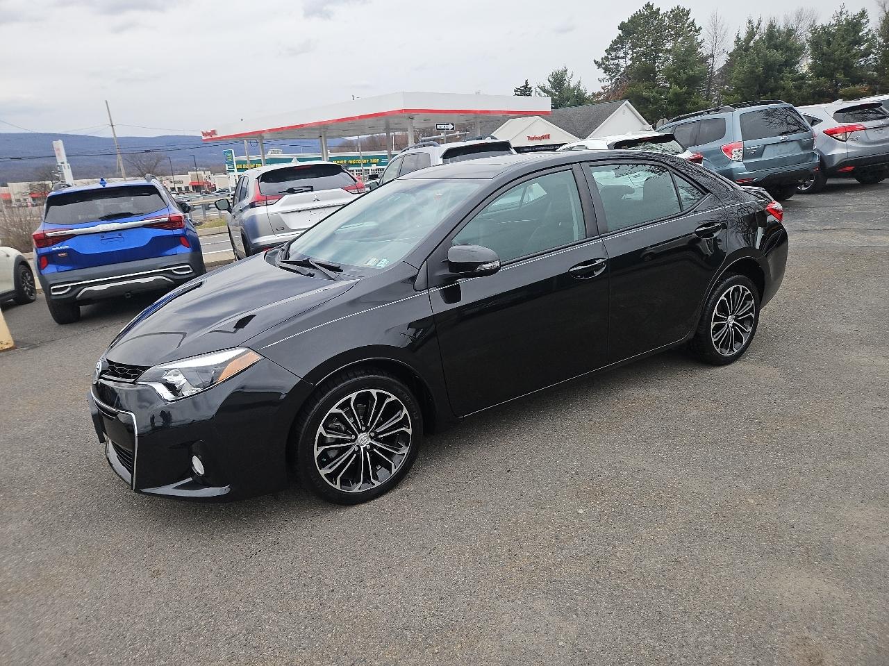 Toyota Corolla 4dr Sdn CVT S Plus (Natl) 2015