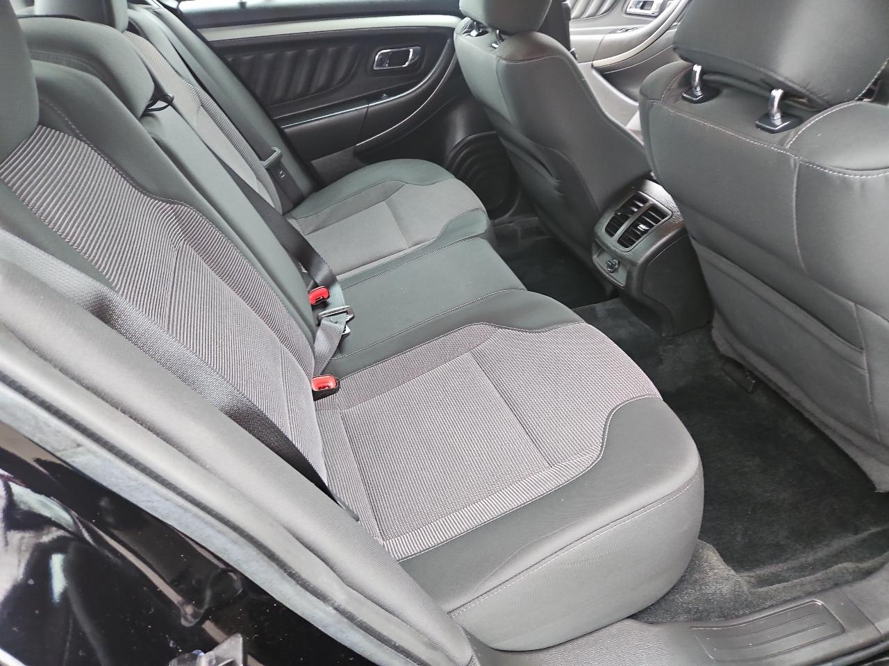 Ford Taurus 4dr Sdn SEL FWD 2016