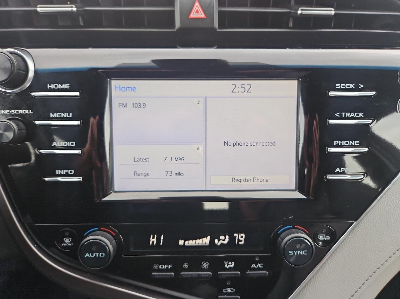 Toyota Camry XLE Auto (Natl) 2018