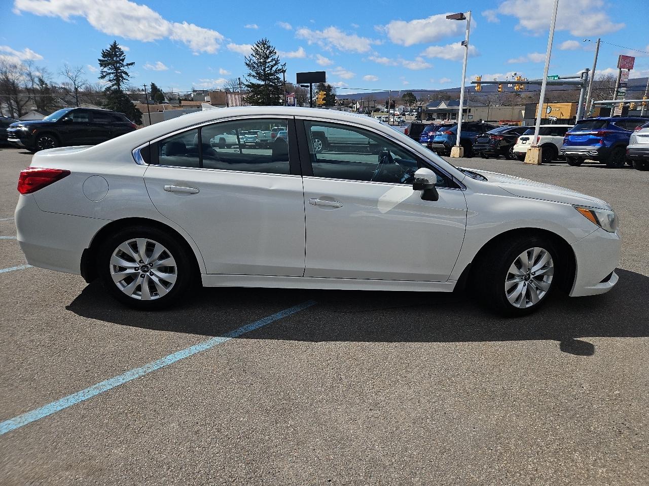 Subaru Legacy 4dr Sdn 2.5i Premium PZEV 2016