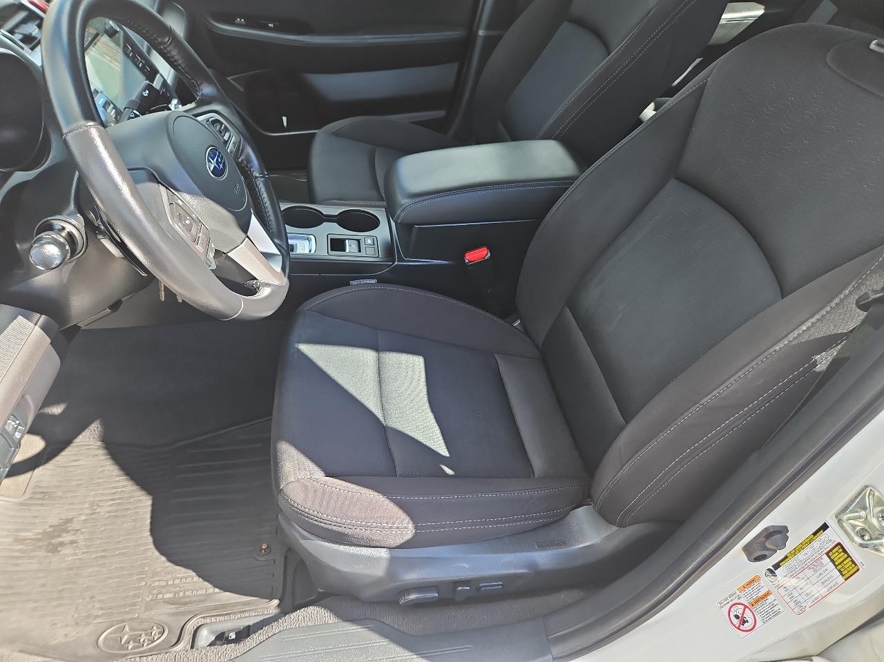 Subaru Legacy 4dr Sdn 2.5i Premium PZEV 2016