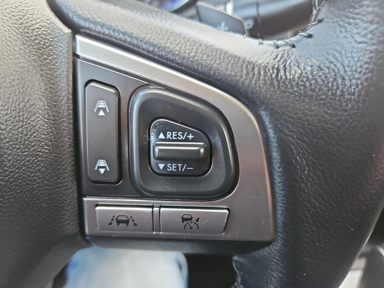 Subaru Legacy 4dr Sdn 2.5i Premium PZEV 2016