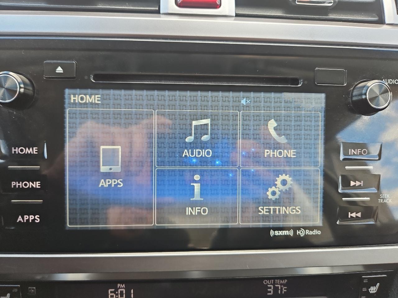 Subaru Legacy 4dr Sdn 2.5i Premium PZEV 2016