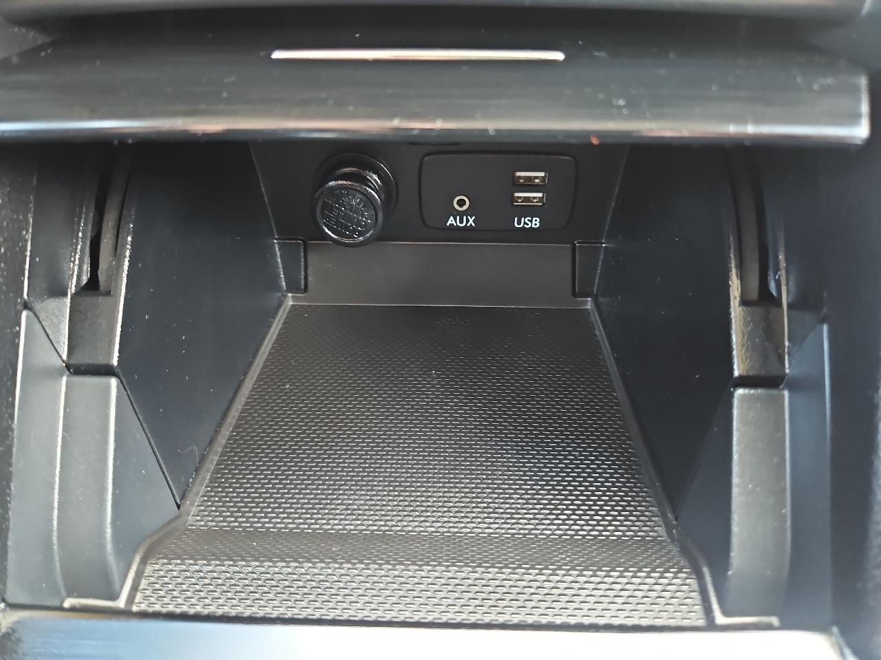 Subaru Legacy 4dr Sdn 2.5i Premium PZEV 2016