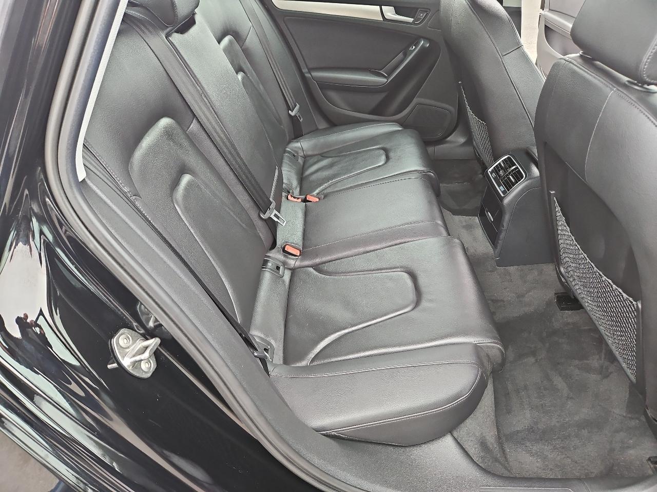 Audi A4 4dr Sdn Auto quattro 2.0T Premium Plus 2014