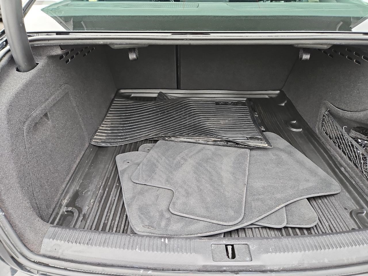 Audi A4 4dr Sdn Auto quattro 2.0T Premium Plus 2014